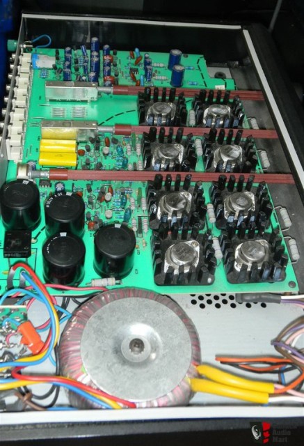 798316-musical-fidelity-b1-integrated-amplifier.jpg